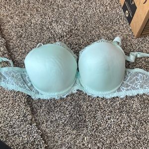Bra size 32D